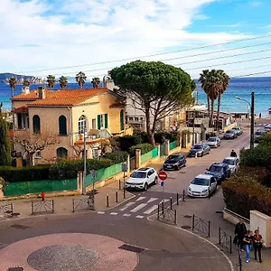 superbe-appartement-vue-mer-avec-parking-ferm.fr-provencehotel.com/