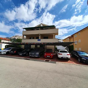 Mirica 2 Apartment Baška